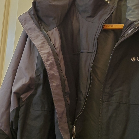 COLOMBIA Interchangable Zip-out Liner Jacket - Picture 6 of 8